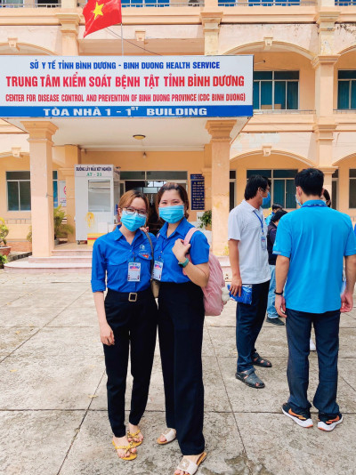 Chi đoàn trường Mầm non Hoa cúc, nhiệt huyết tuổi trẻ chung tay cùng chống dịch Covid-19