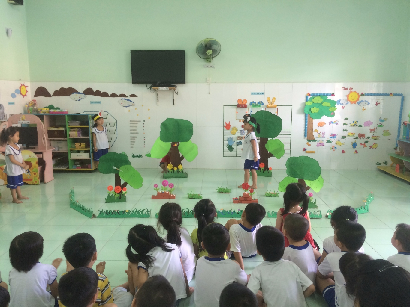 Các bạn đoán xem đây là tiết học gì nha!