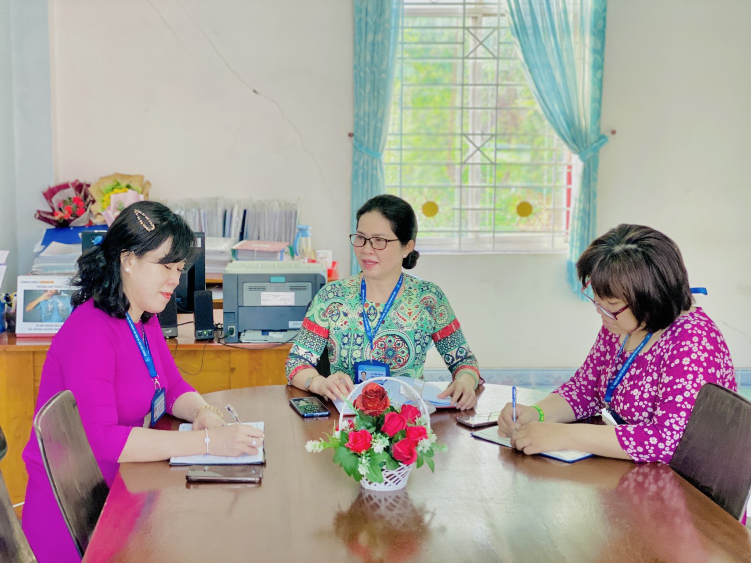 Trường Mầm Non Hoa Cúc hưởng ứng tuần lễ mặc áo dài
