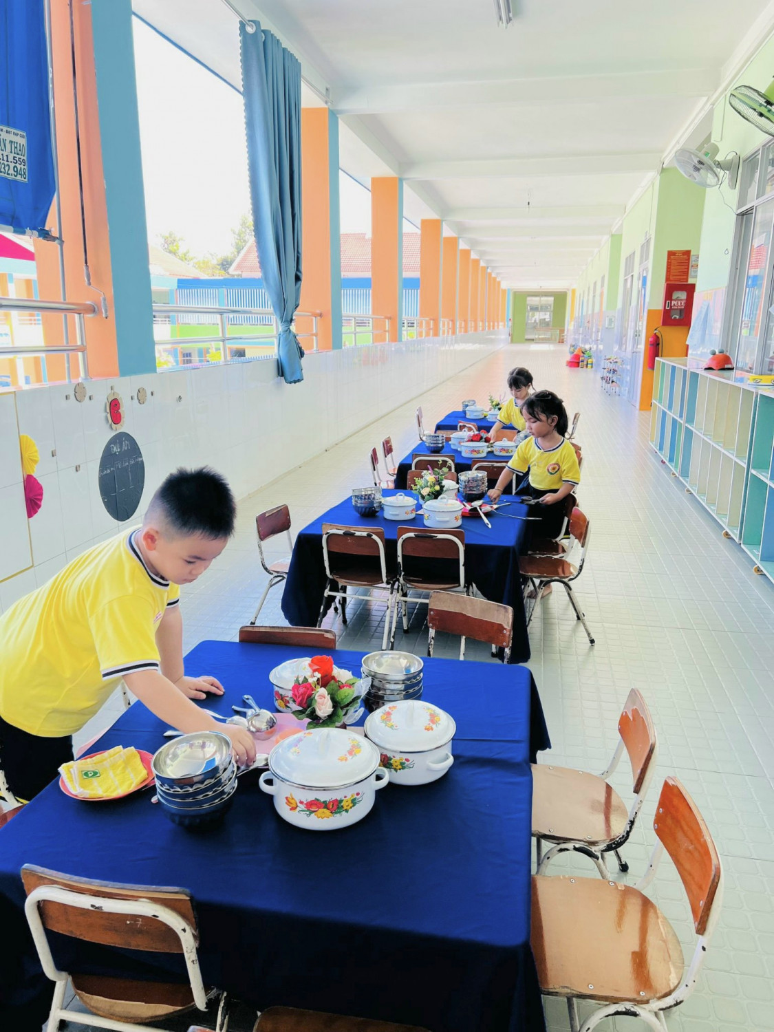 hình ăn ngủ 1