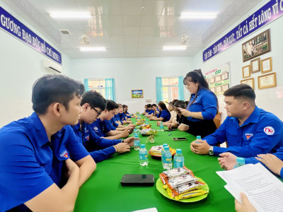 Sinh hoạt cụm chi đoàn trường học tháng 11