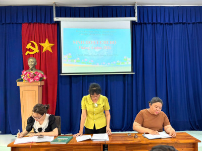 Sinh hoạt chi bộ tháng 04-2026