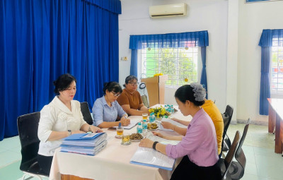 Trường Mầm non Hoa Cúc đón đoàn kiểm tra y tế trường học