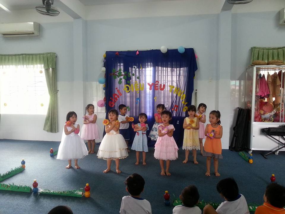 Các bạn thấy mình múa đẹp không nè
