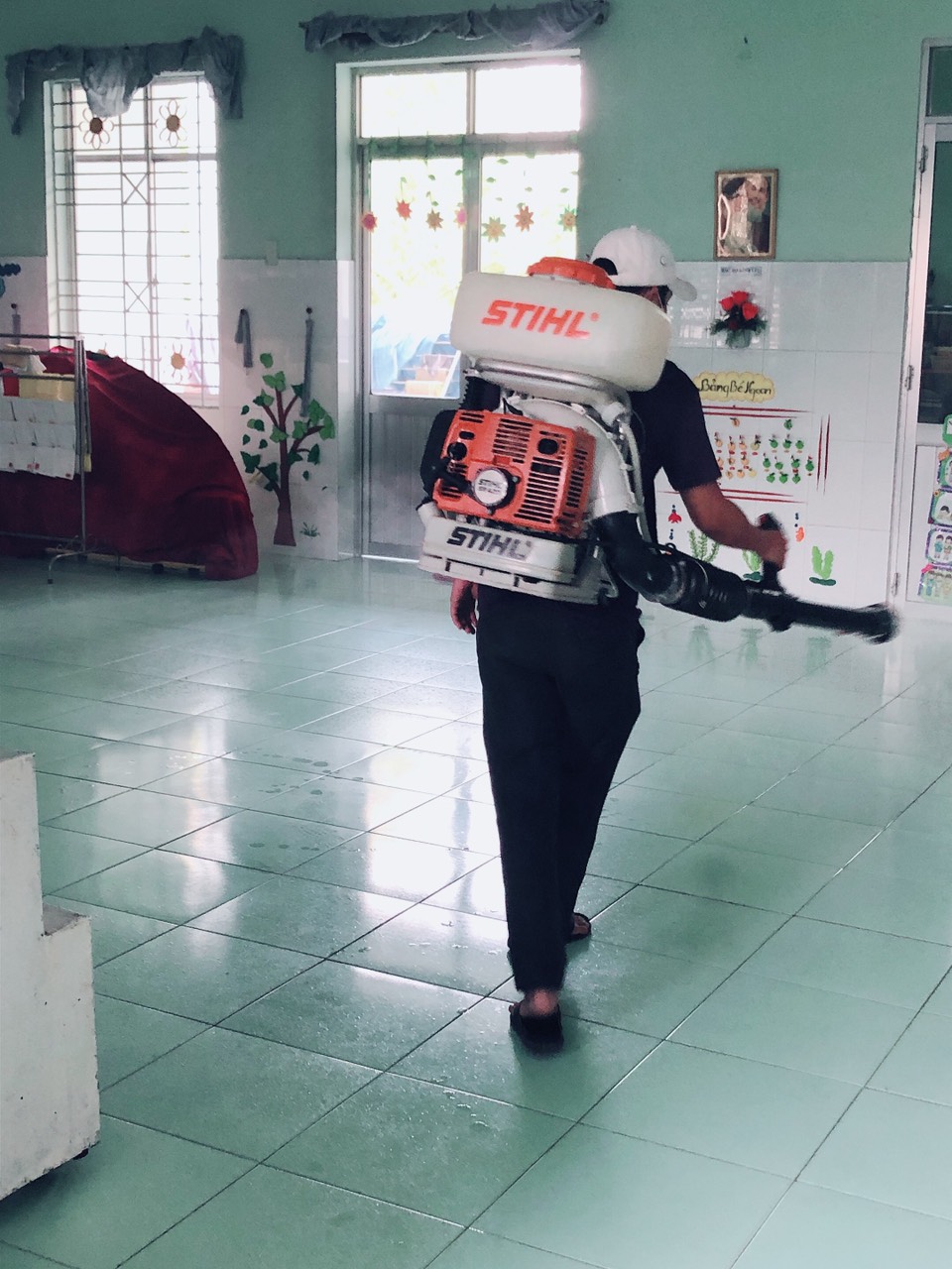 phun thuốc 1