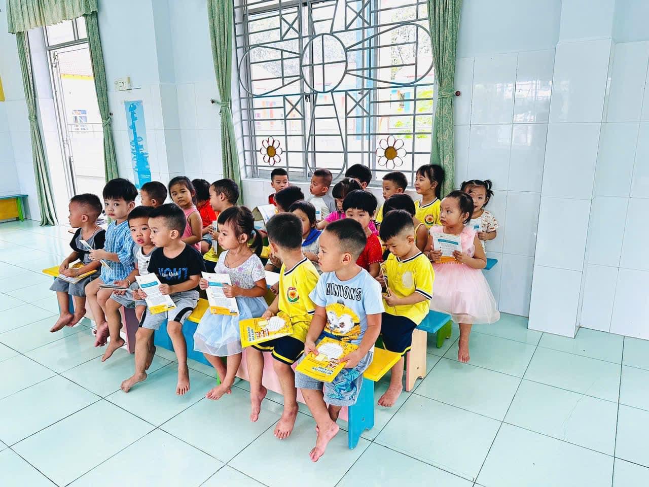 Khám sức khoẻ định kỳ cho trẻ