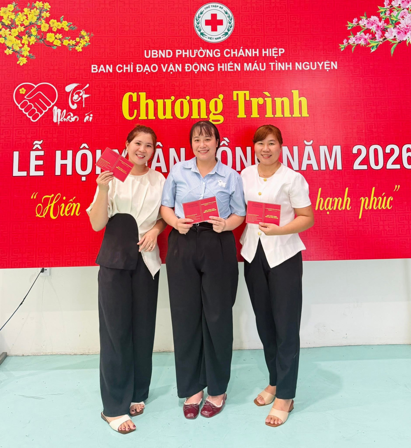 Trường mầm non Hoa Cúc hưởng ứng “ Ngày hội hiến máu tình nguyện” - “ Trao giọt máu- gửi yêu thương”