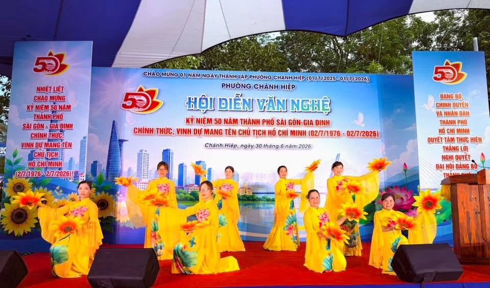 Trường mầm non Hoa Cúc tham gia hội diễn văn nghệ kỷ niệm 50 năm Thành Phố Sài Gòn- Gia Định